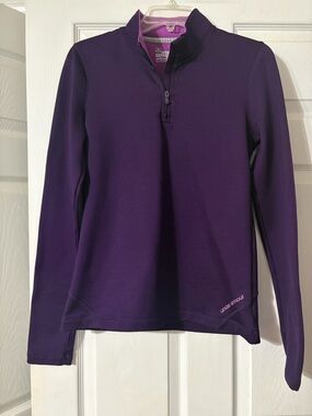 Under Armour women’s fitted 1/4 zip pullover